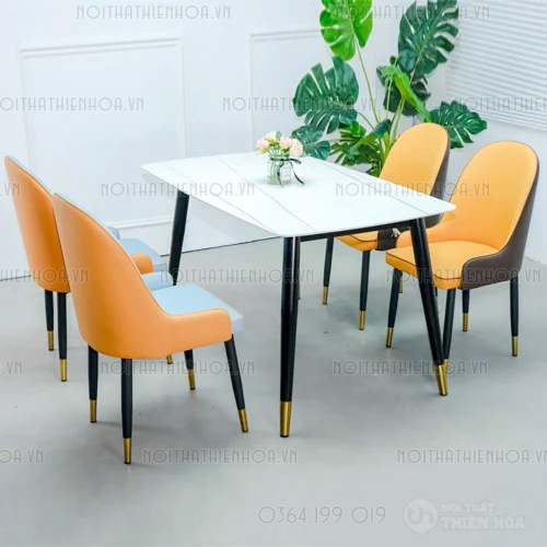 Bộ bàn ăn mặt đá 4 ghế nhập khẩu