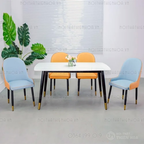 Bộ bàn ăn mặt đá 4 ghế nhập khẩu