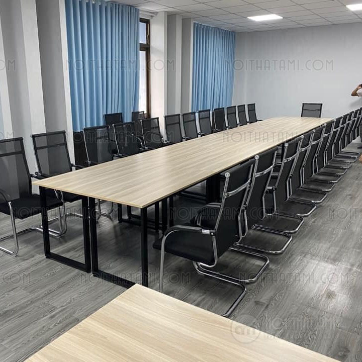 Bàn làm việc chân sắt chữ U BCS-U-12-OC